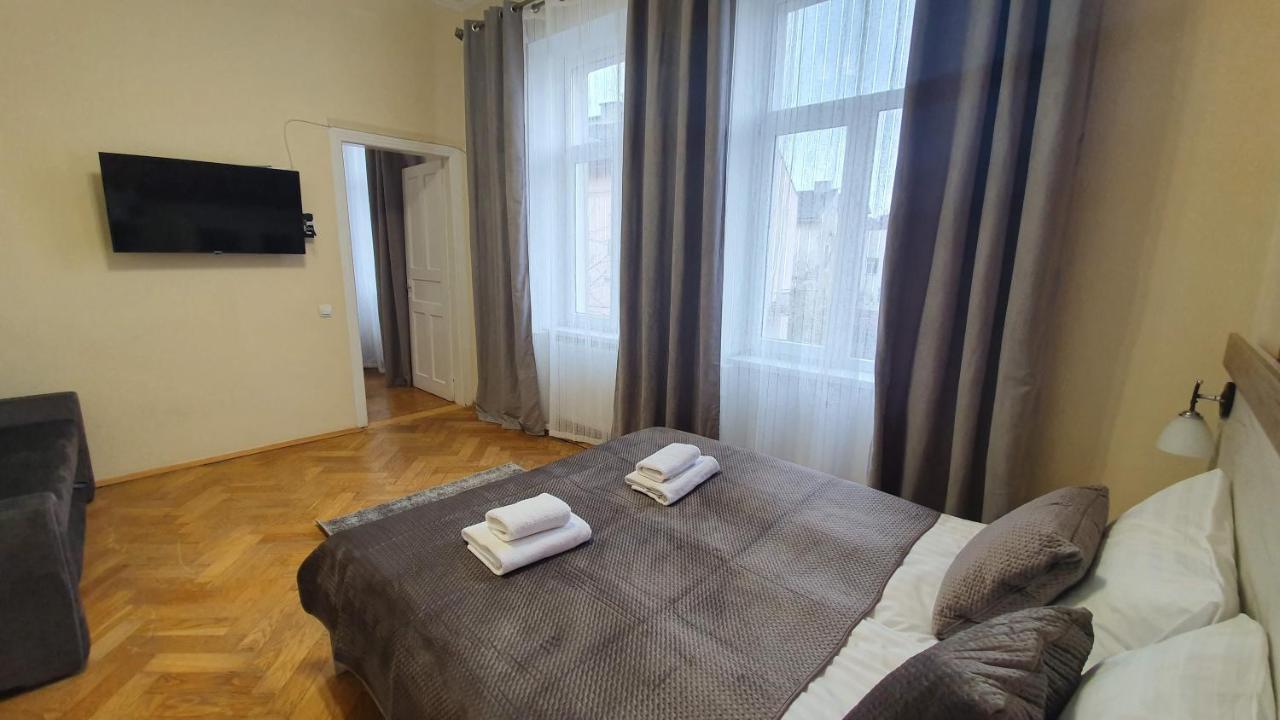 Demar Apart Herzena Lviv Exteriör bild