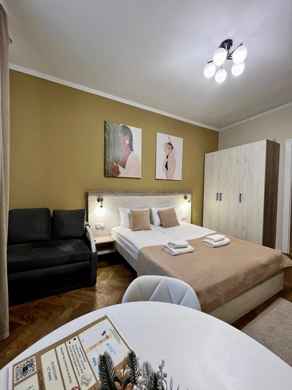 Demar Apart Herzena Lviv Exteriör bild